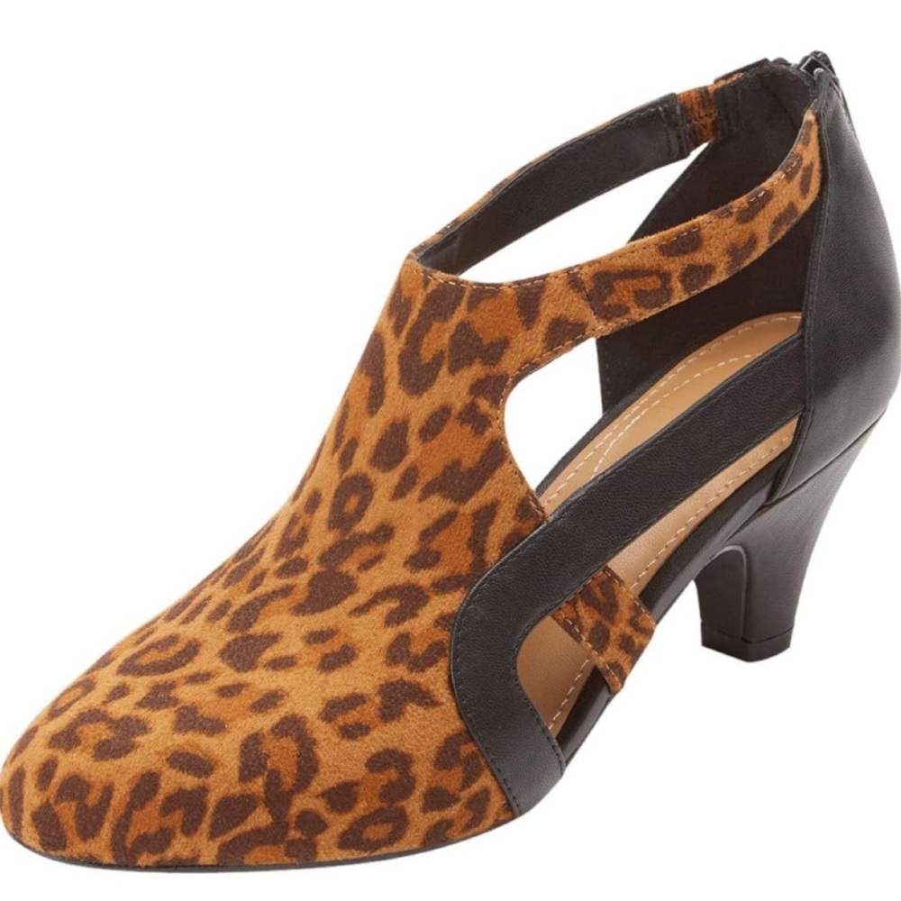 Comfortview Wide Width Sage Shootie Low Heel Pump Size 9W